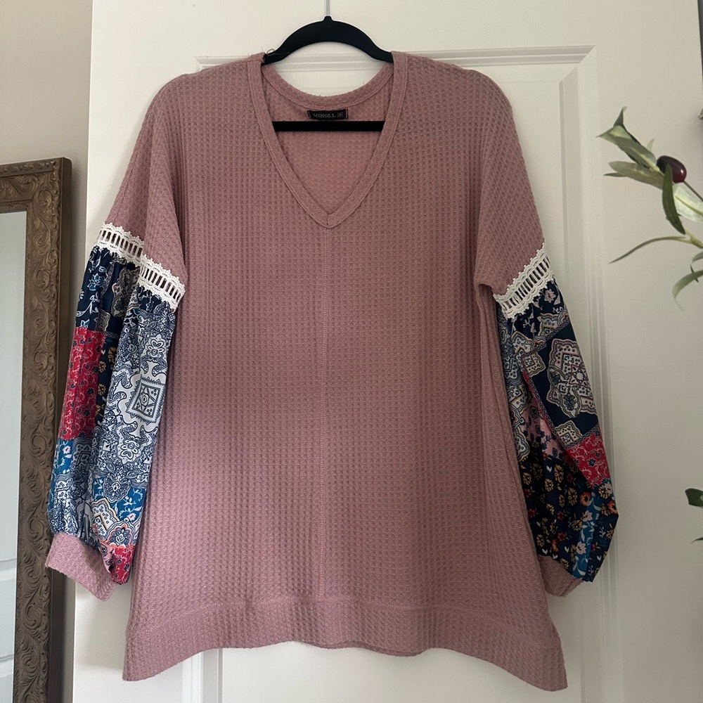 Women's Pink Waffle Knit with Patterned Sleeves | size M